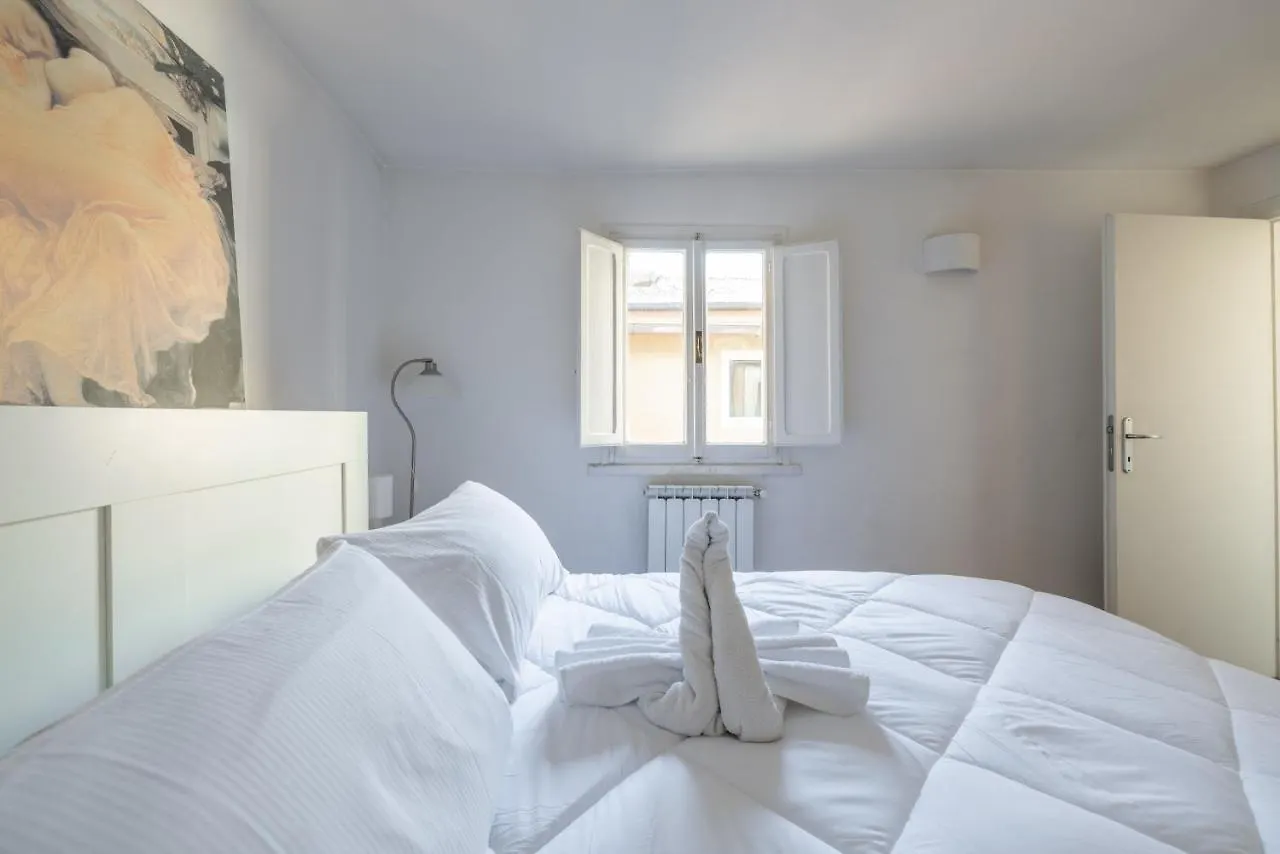 Apartment Loft In The Heart Of Rome, Steps To Spanish Steps